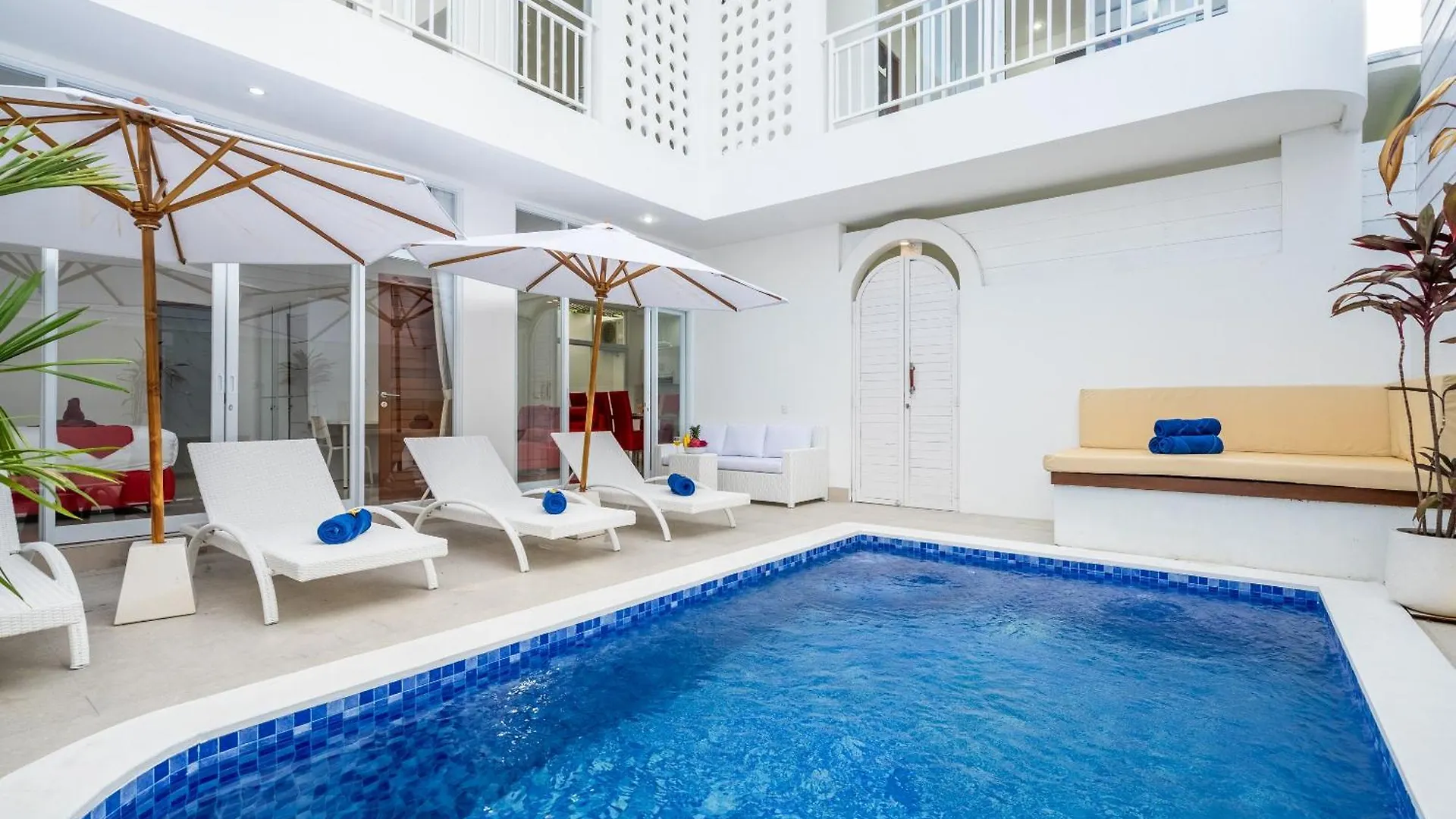 Brand New Luxury Minimalistic Villa The Toy With 3 Bedrooms Kerobokan  Indonesia