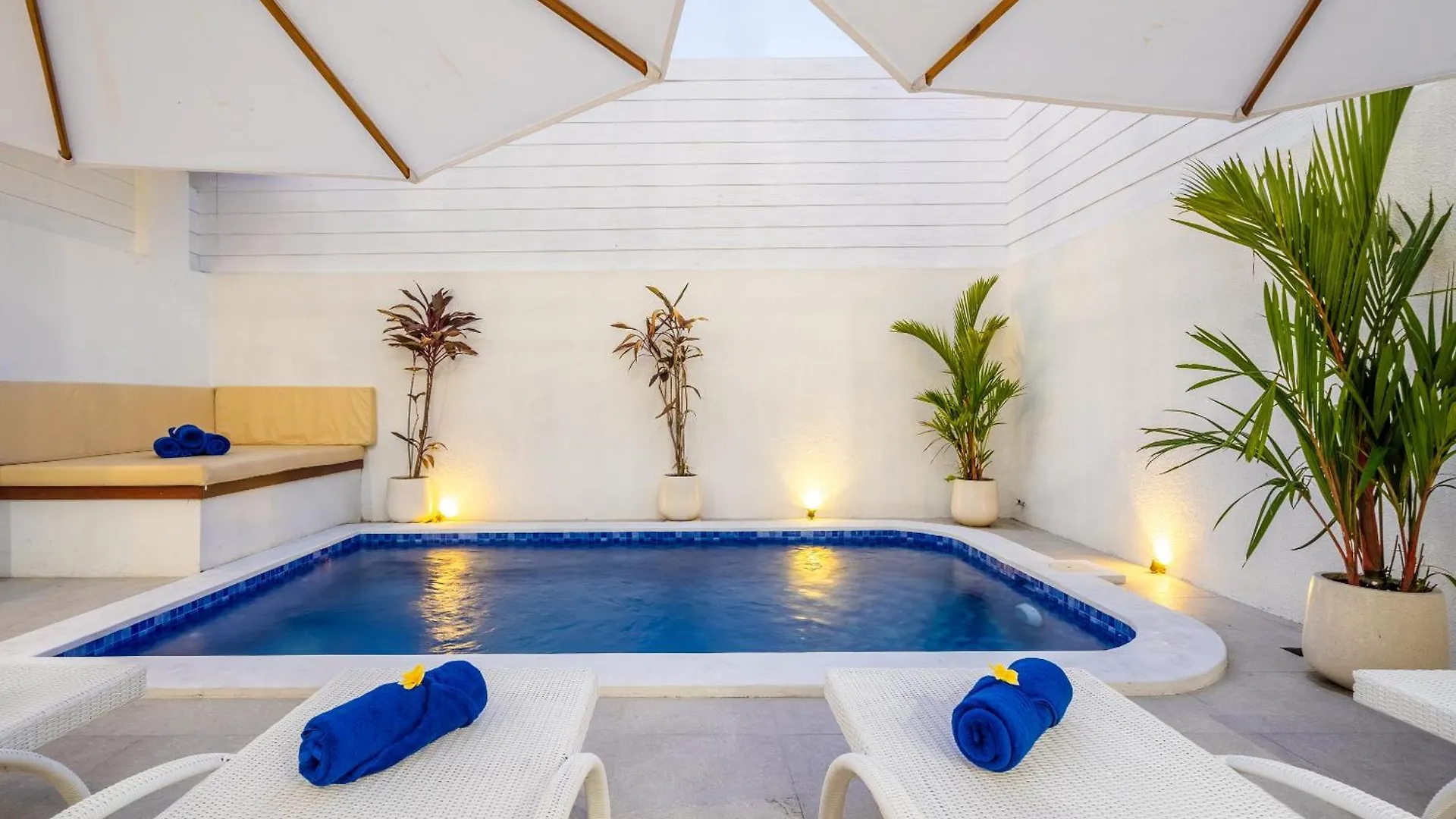 Brand New Luxury Minimalistic Villa The Toy With 3 Bedrooms Kerobokan