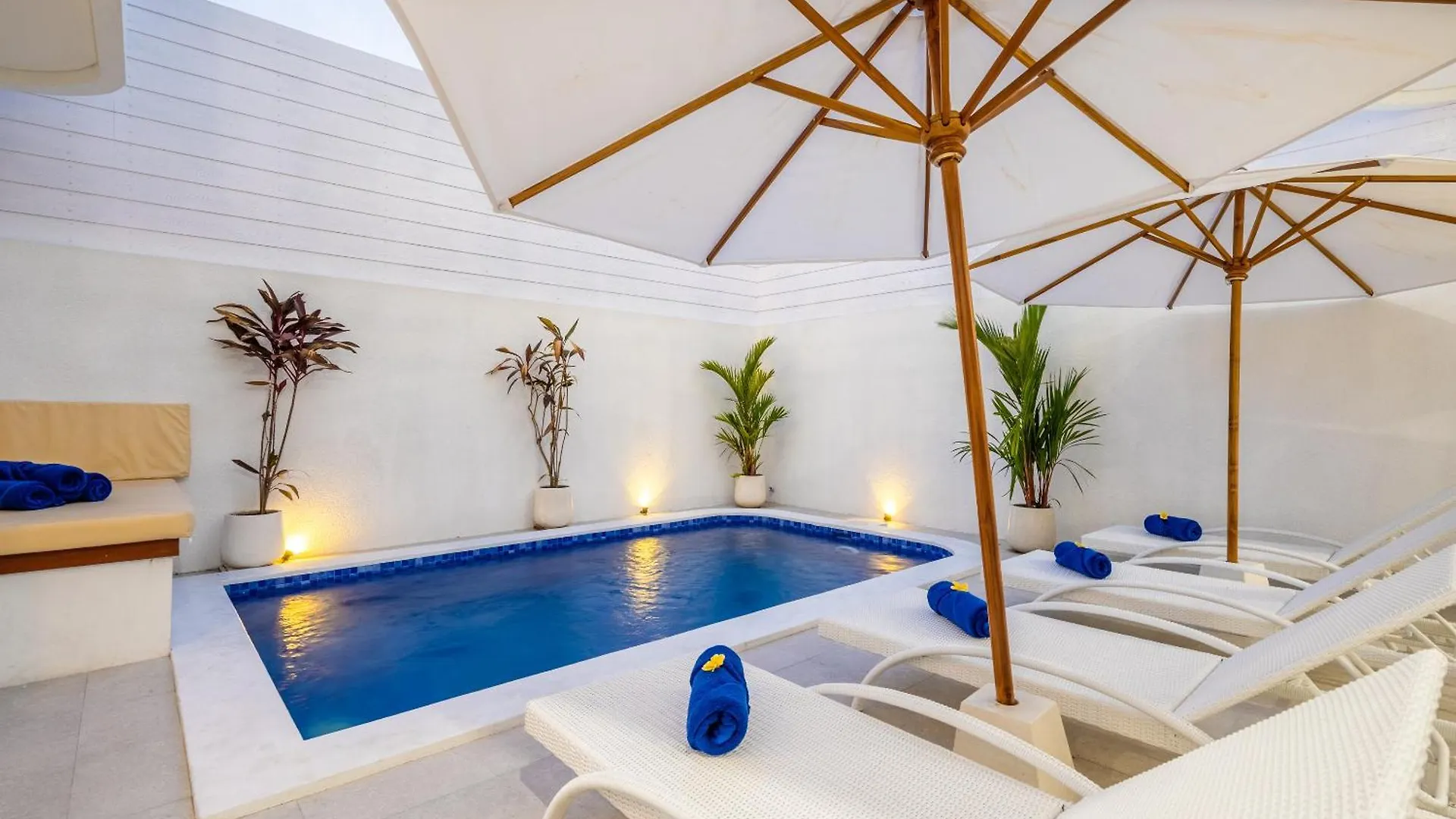 Brand New Luxury Minimalistic Villa The Toy With 3 Bedrooms Kerobokan