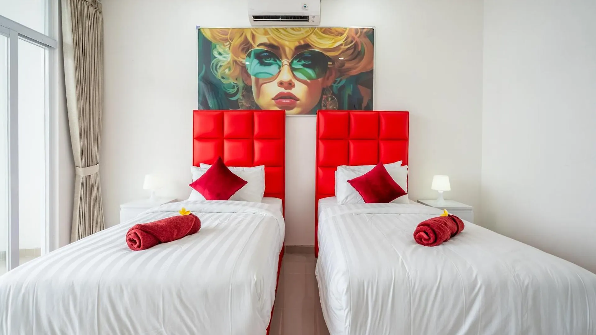 Brand New Luxury Minimalistic Villa The Toy With 3 Bedrooms Kerobokan  Indonesia