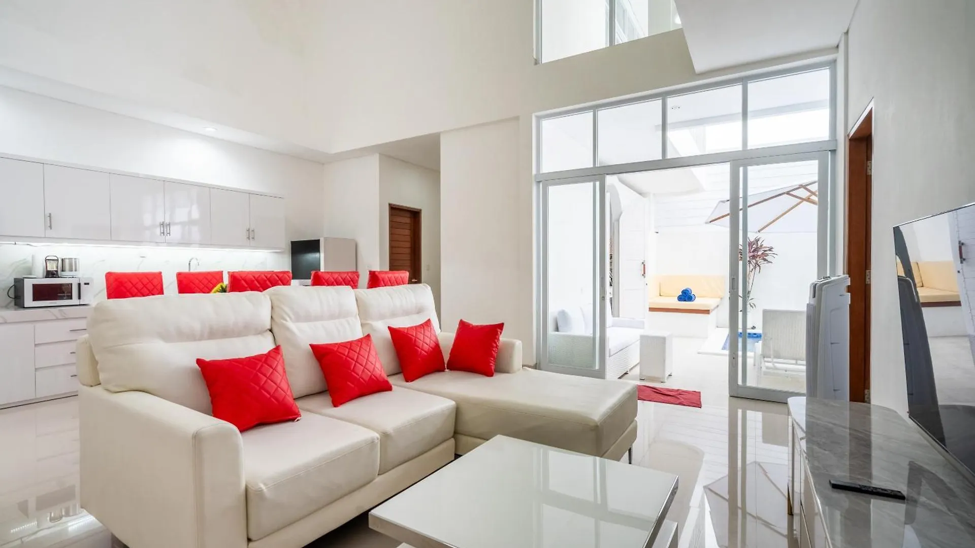 Brand New Luxury Minimalistic Villa The Toy With 3 Bedrooms Kerobokan  Indonesia