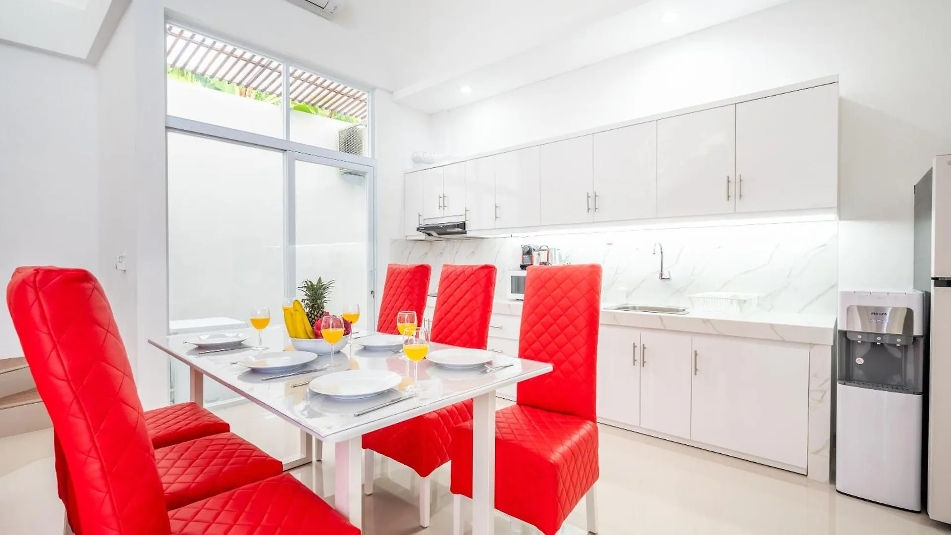 Brand New Luxury Minimalistic Villa The Toy With 3 Bedrooms Kerobokan